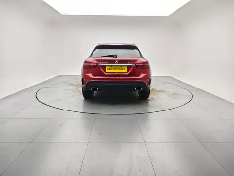 Mercedes-Benz Mercedes-Benz GLA