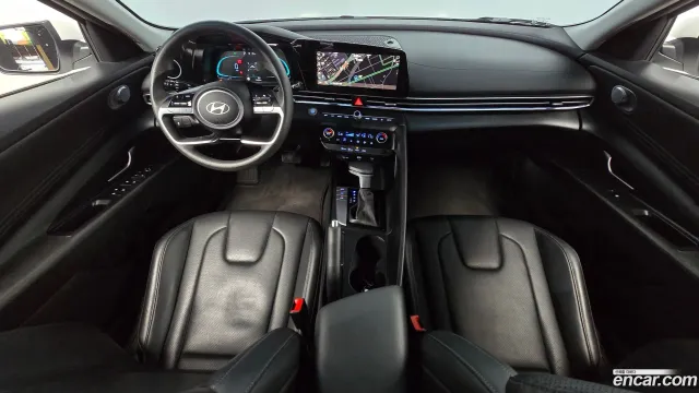 Hyundai Elantra (Avante)