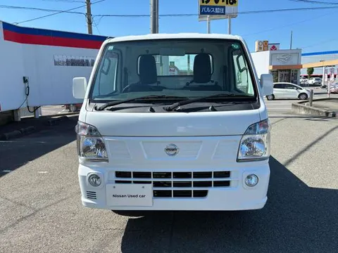 Nissan Clipper Truck