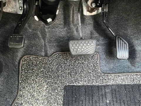 Daihatsu Mira Tocot