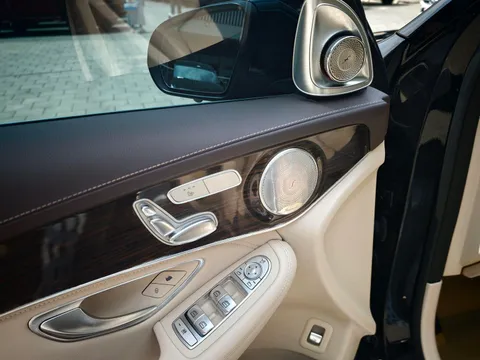 Mercedes-Benz Mercedes-Benz GLC