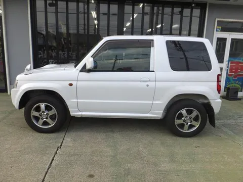 Mitsubishi Pajero Mini