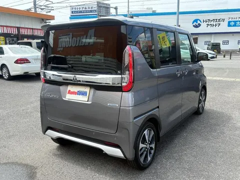 Mitsubishi eK X Space