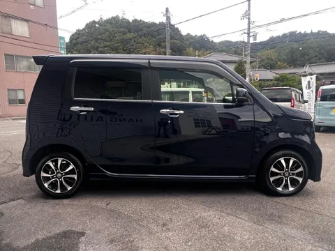 Honda N-WGN Custom