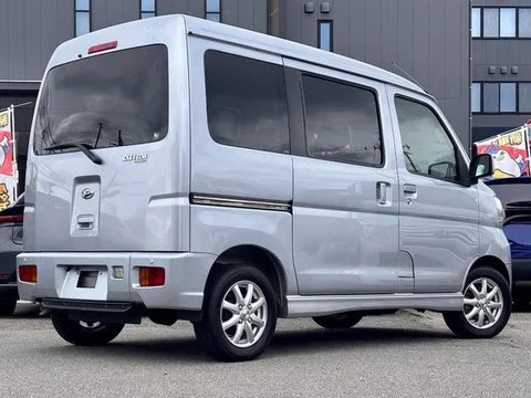 Daihatsu Atrai Wagon