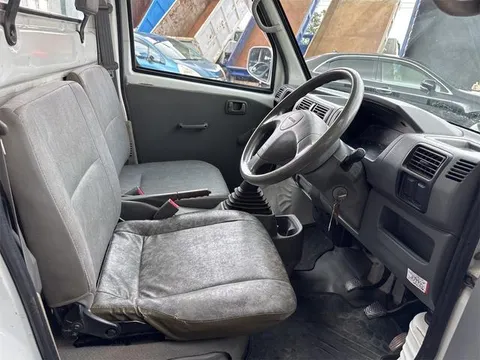 Nissan Clipper Truck