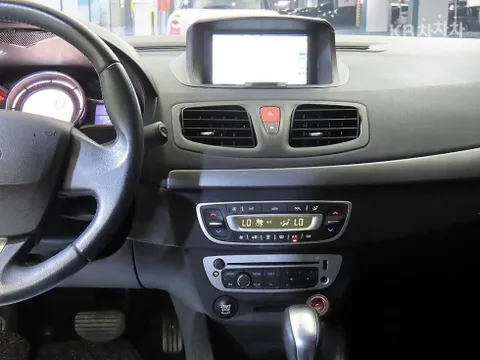 Renault SM3