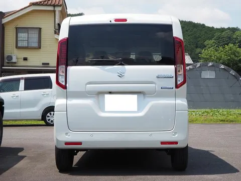 Suzuki Spacia