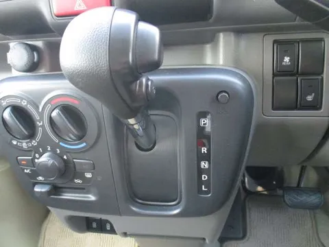 Nissan Clipper