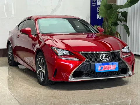 Lexus RC