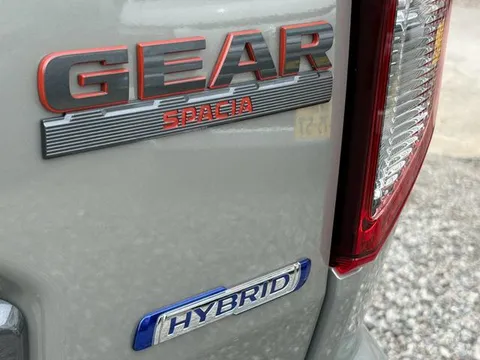 Suzuki Spacia Gear