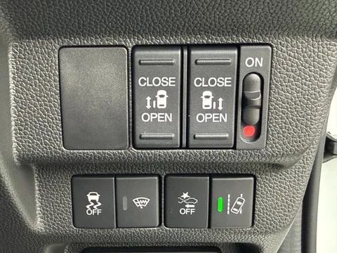Honda Freed Plus