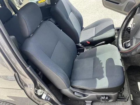 Nissan KIX