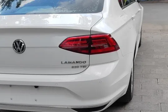 Volkswagen Lamando