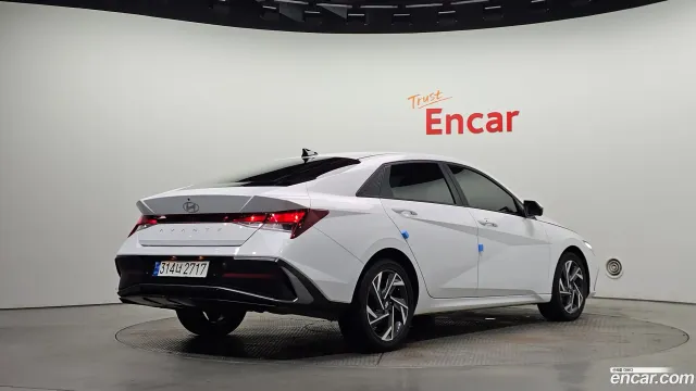 Hyundai Elantra (Avante)