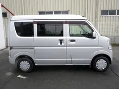 Mitsubishi Minicab Van