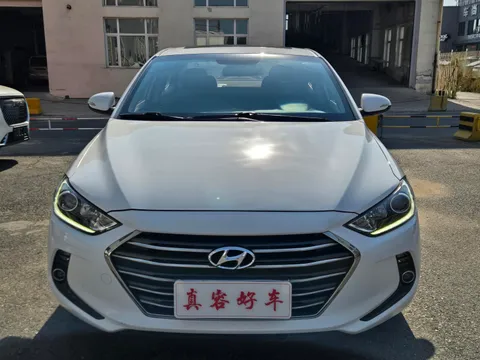 Hyundai Elantra (Avante)