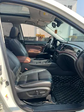 Gac GS8