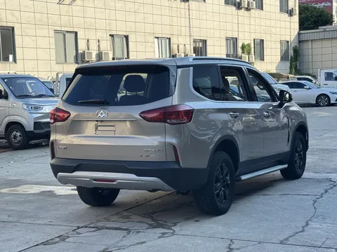 Maxus D90
