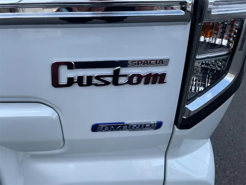 Suzuki Spacia Custom