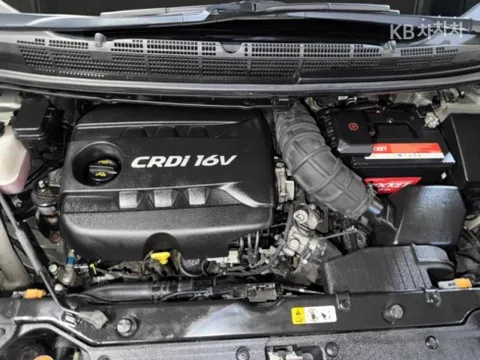 Kia Carens