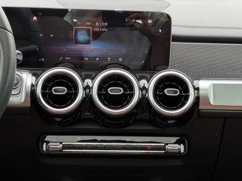 Mercedes-Benz Mercedes-Benz GLB