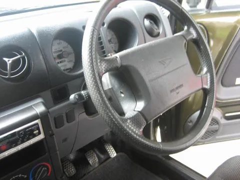 Daihatsu Naked