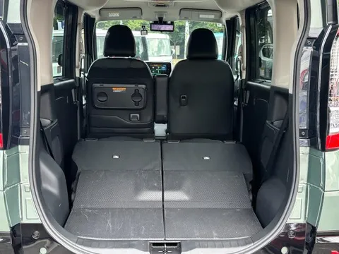 Mitsubishi Delica Mini