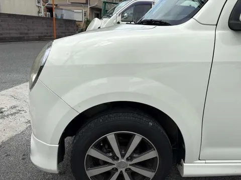 Daihatsu Mira Gino