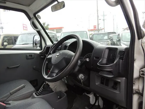 Nissan Clipper Truck