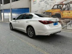 Infiniti Q50L