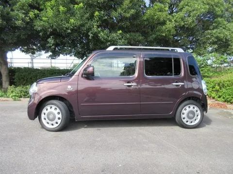 Daihatsu Mira Cocoa