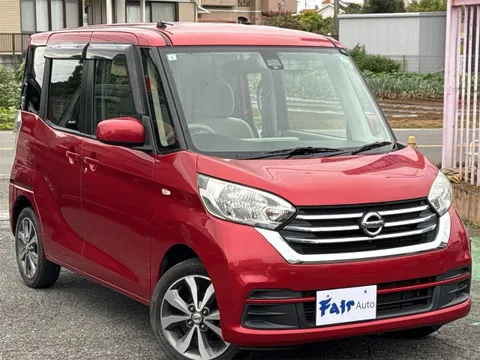 Nissan Dayz Roox