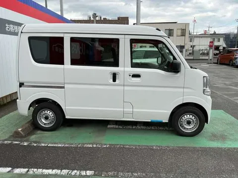 Nissan Clipper