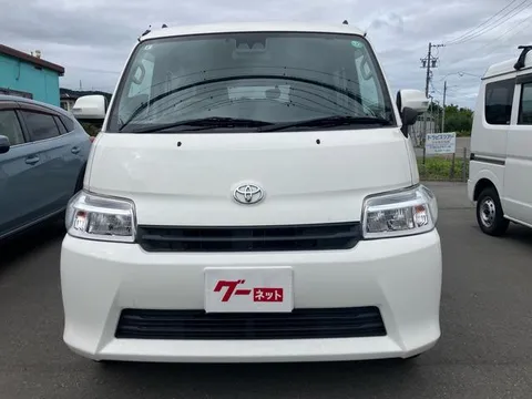 Toyota TownAce Van