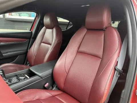 Mazda MAZDA3 Fastback