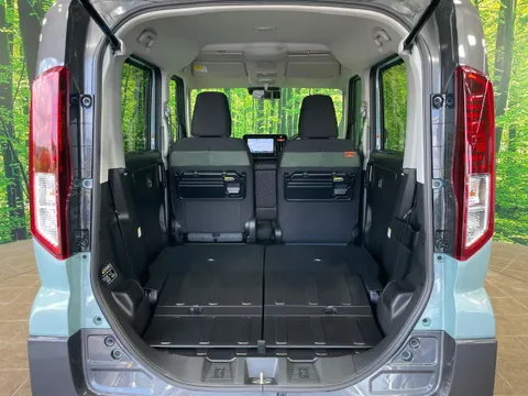 Suzuki Spacia Gear