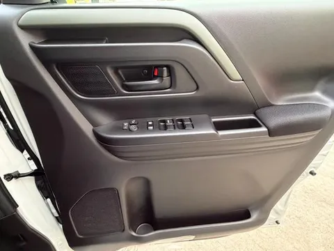 Suzuki Spacia Gear