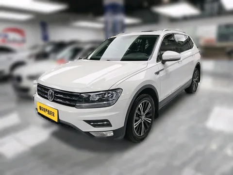 Volkswagen Tiguan L