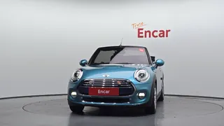 MINI Cooper Convertible