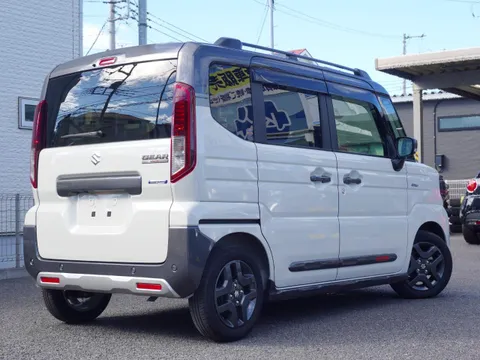 Suzuki Spacia Gear