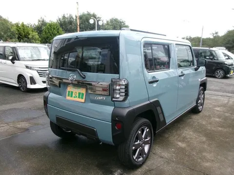 Daihatsu Taft