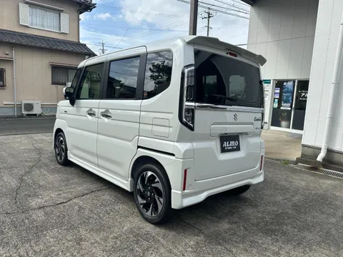 Suzuki Spacia Custom