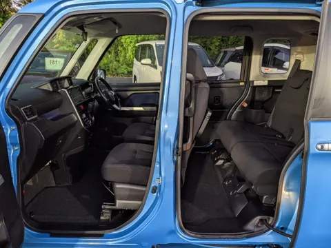 Toyota Tank