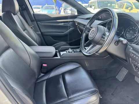 Mazda MAZDA3 Fastback
