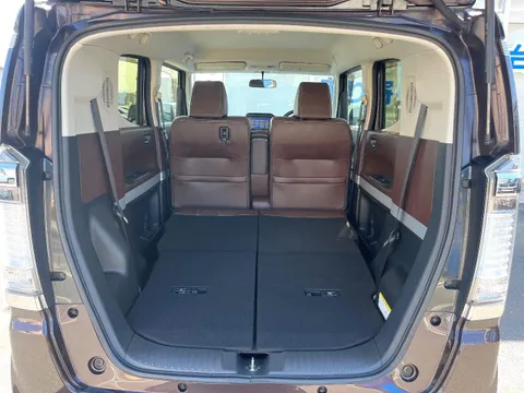 Honda N-BOX Slash