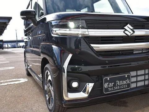 Suzuki Spacia Custom