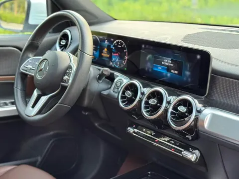 Mercedes-Benz GLB-Class