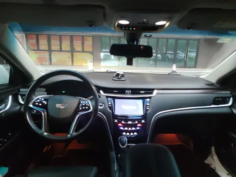 Cadillac XTS