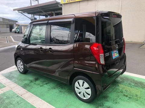Mitsubishi eK Space